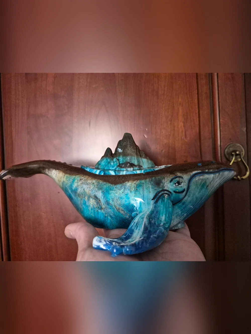 Blue RESIN Humpback whale Box - Decorative Ocean Accent
